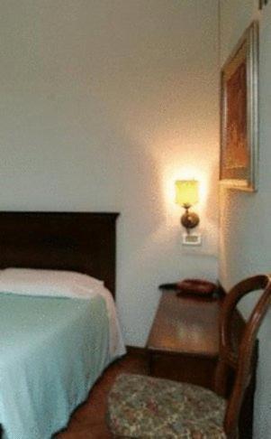 פראסקאטי Hotel Pinocchio מראה חיצוני תמונה